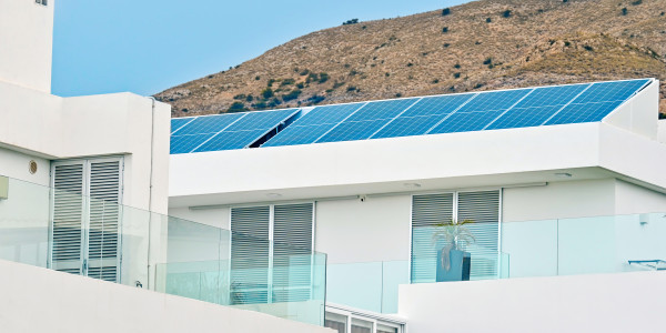 Comprar / Vender Pisos y Plantas Bajas en Valle de Hecho · con Placas Solares