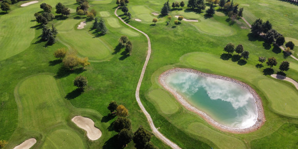 Comprar / Vender Solares, Terrenos y Parcelas Urbanizables en Salas Altas · en campos de golf